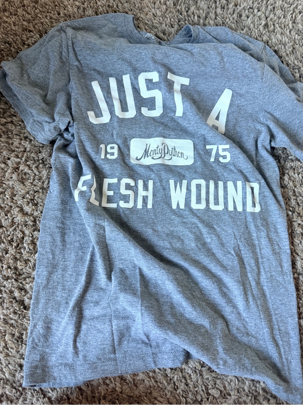 New York & Company Gray Crewneck Tee with White 'Just a Flesh Wound' Graphic